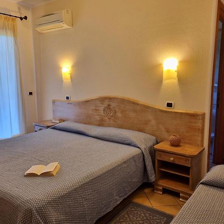 Hotel Delle Isole La Maddalena Kültér fotó