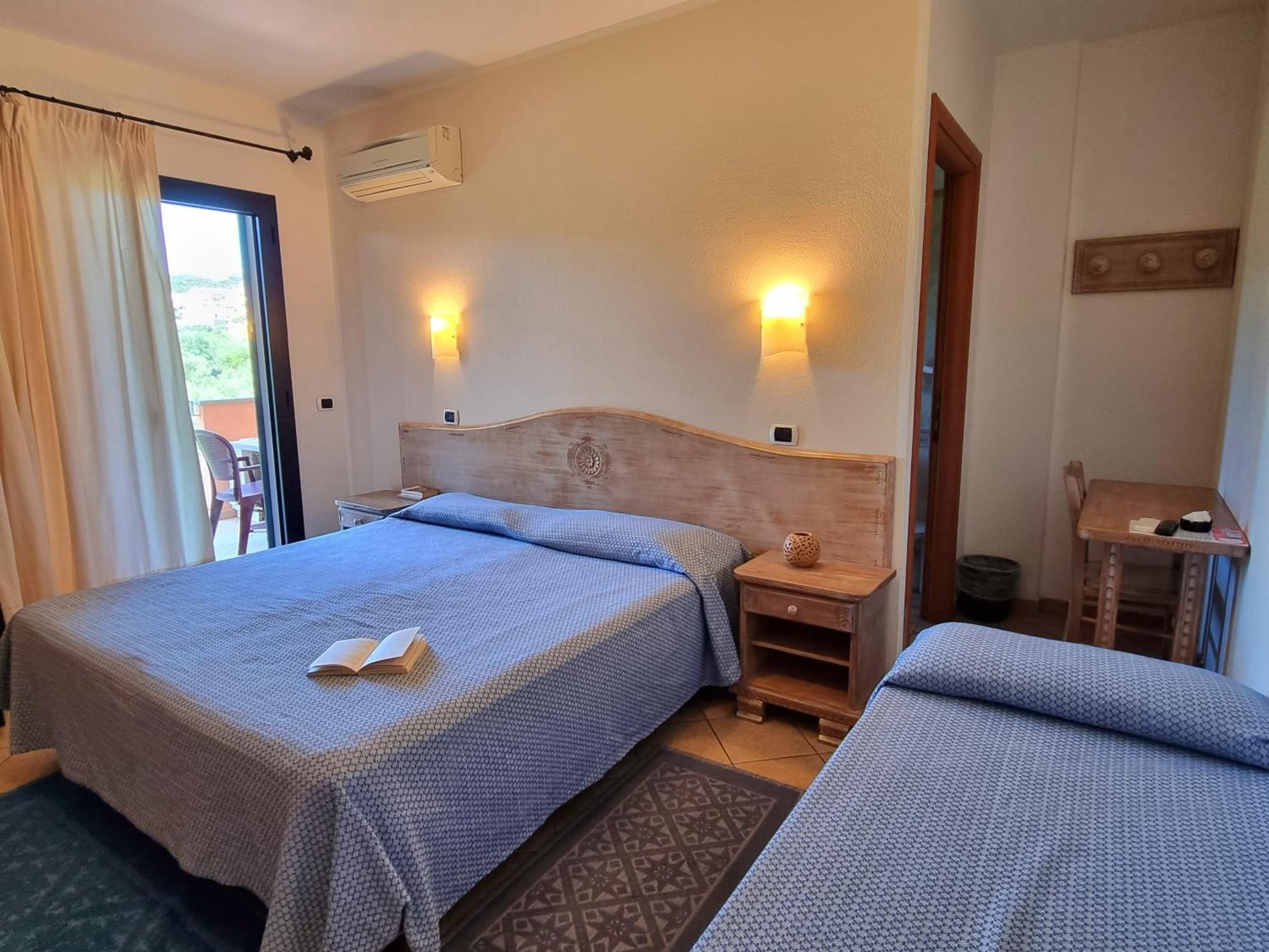 Hotel Delle Isole La Maddalena Kültér fotó