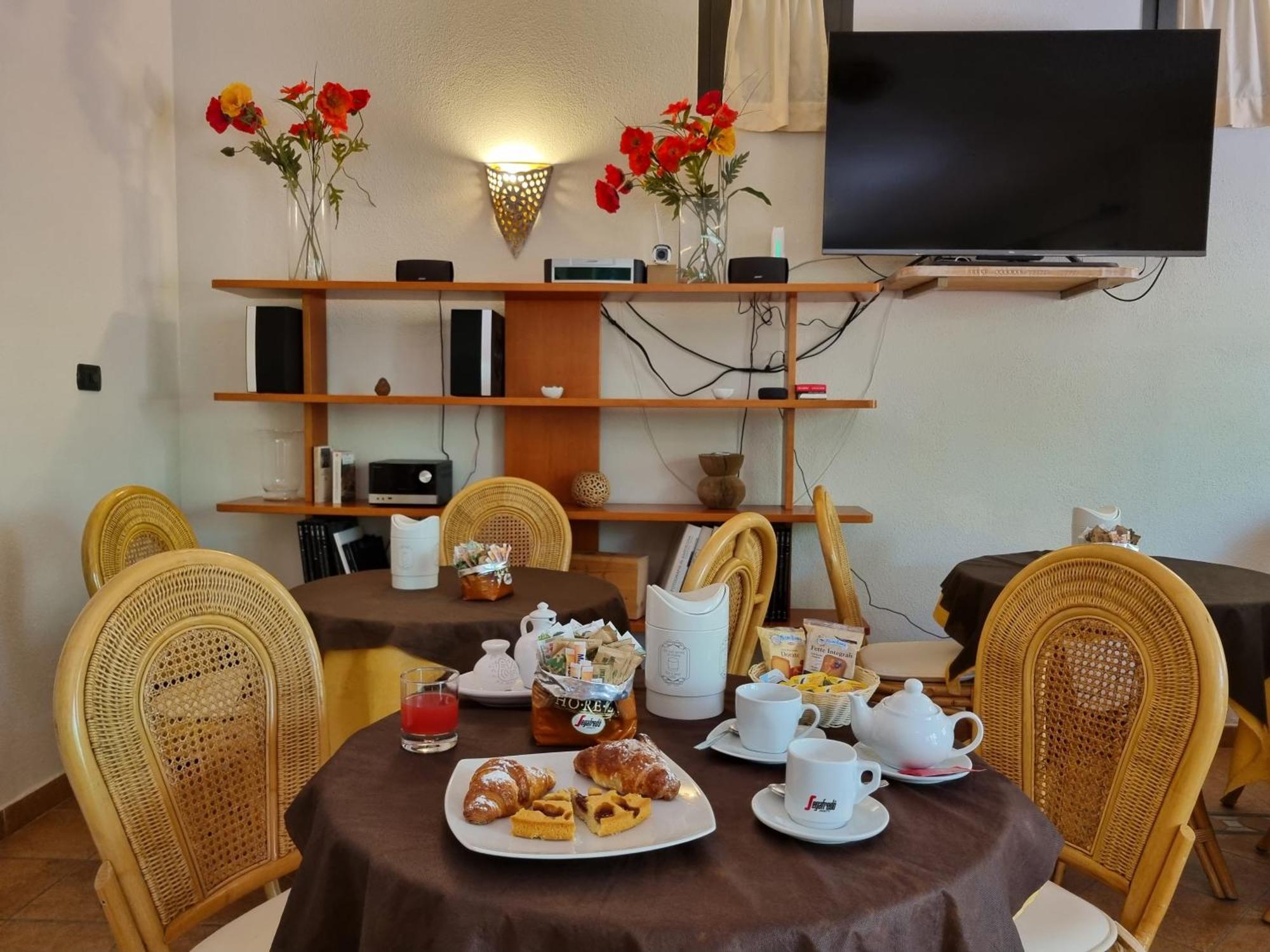 Hotel Delle Isole La Maddalena Kültér fotó