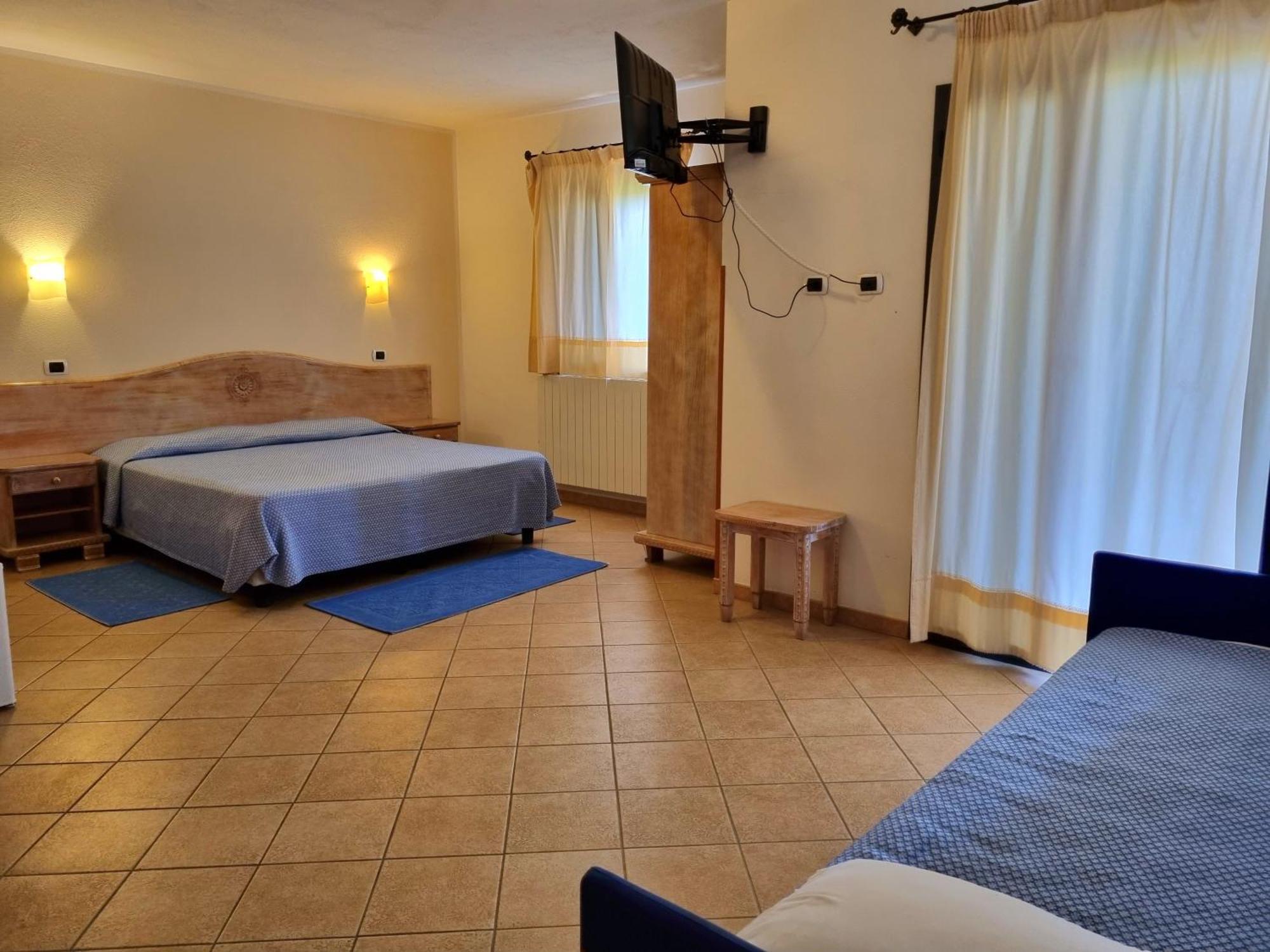 Hotel Delle Isole La Maddalena Kültér fotó