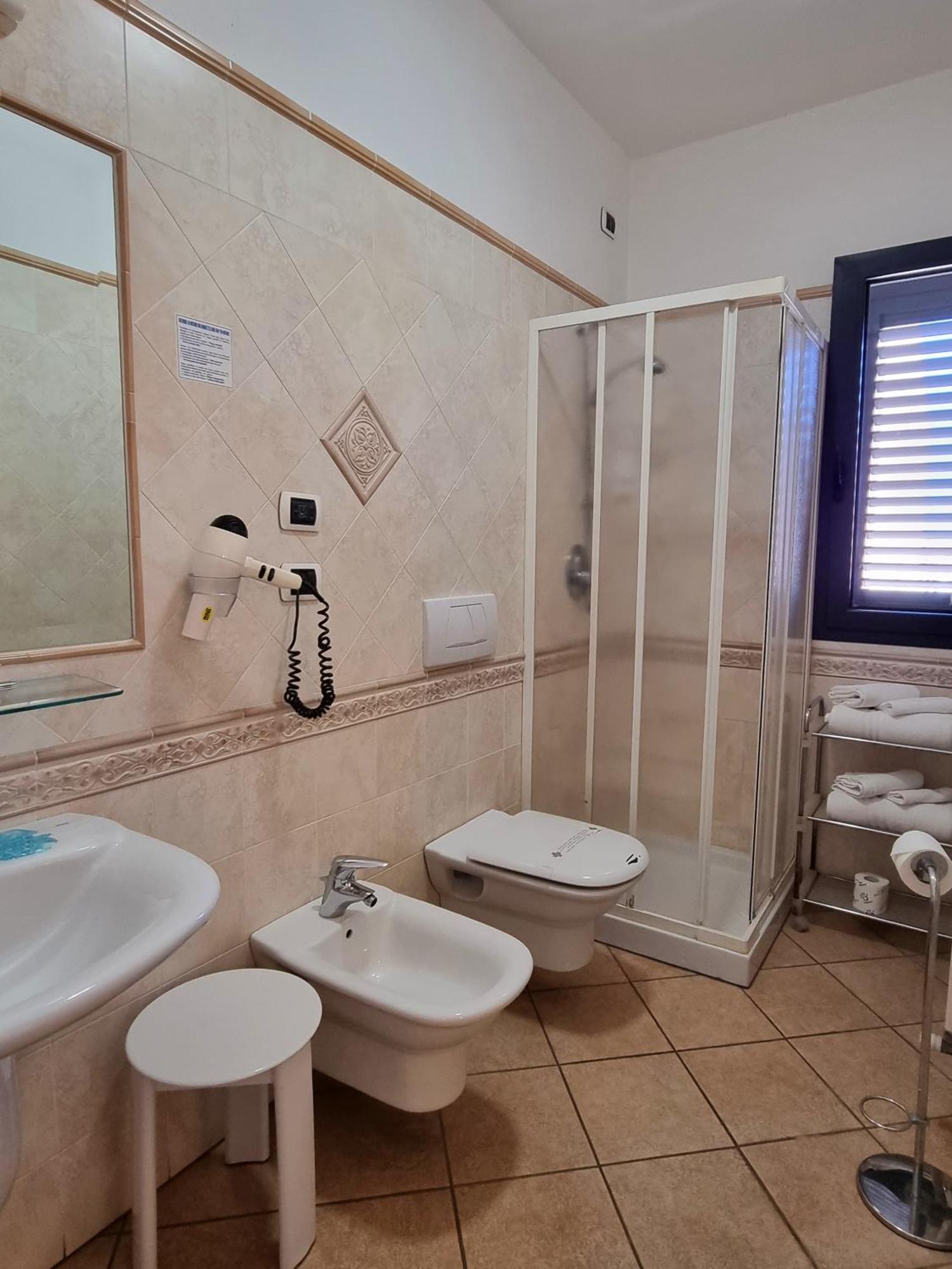 Hotel Delle Isole La Maddalena Kültér fotó