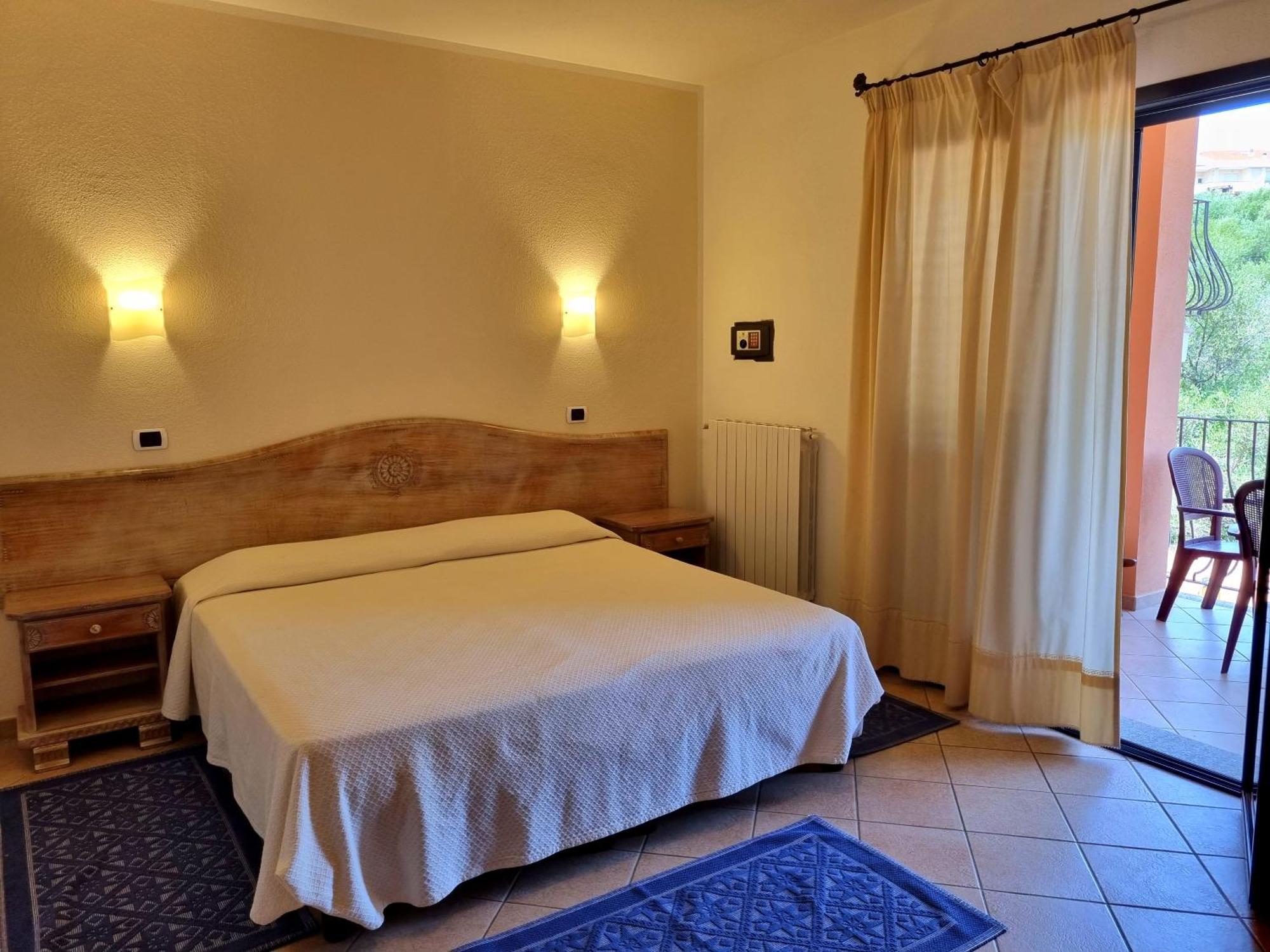 Hotel Delle Isole La Maddalena Kültér fotó