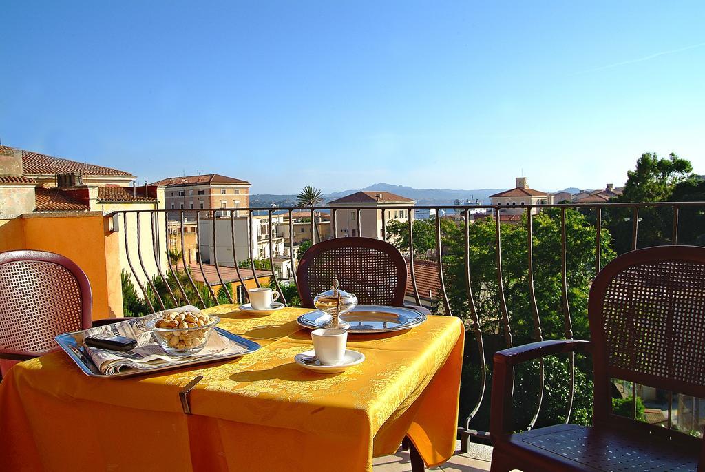 Hotel Delle Isole La Maddalena Kültér fotó
