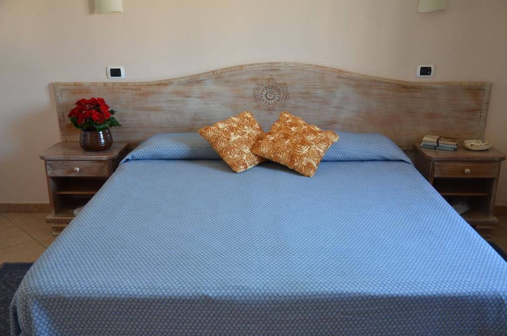 Hotel Delle Isole La Maddalena Szoba fotó